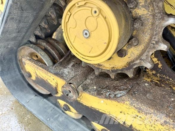 CAT 289D Šmykom riadené nakladače