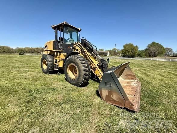 CAT 924G Kolesové nakladače