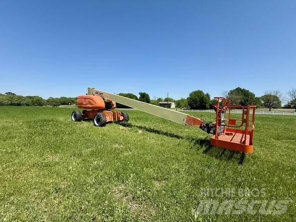 JLG 800S Teleskopické plošiny