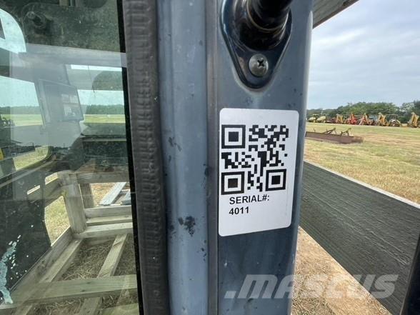 Kubota KX057-4 Kabíny a interiér