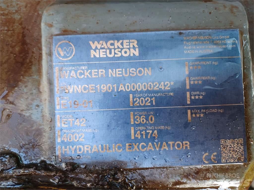 Wacker Neuson ET42 Pásové rýpadlá