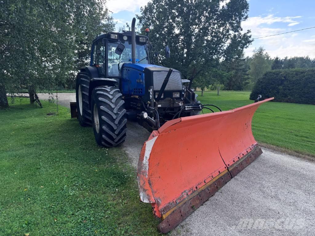 Valtra 8400-4 Traktory