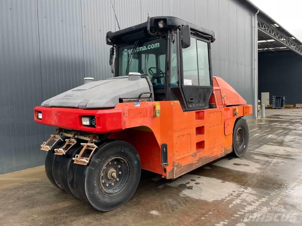 Dynapac CP224 Pneumatikové valce
