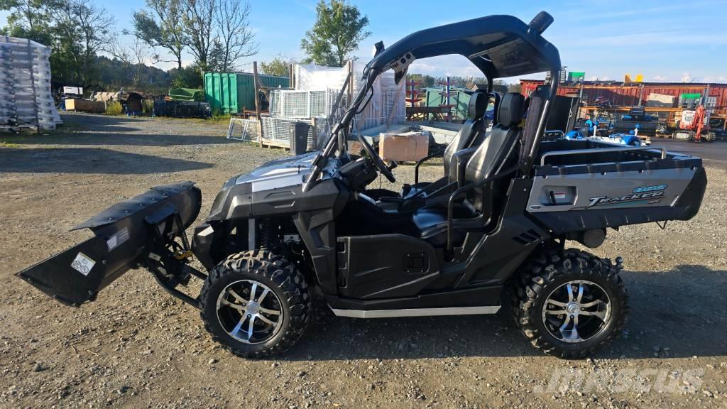 UTV 850 CF moto Kolesové nakladače