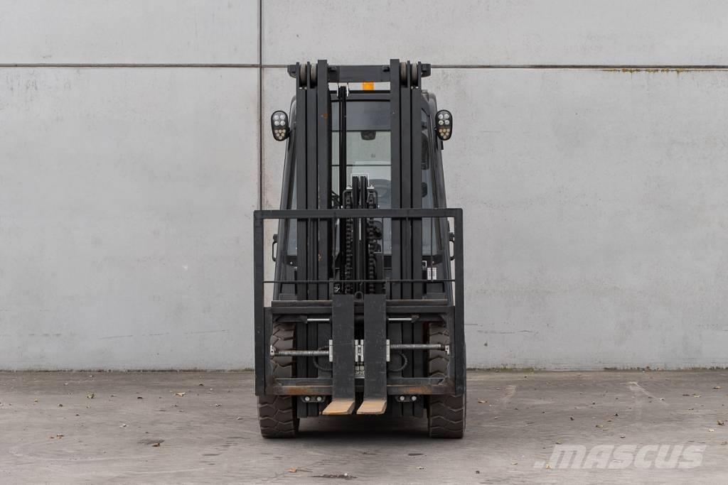 Manitou MI 30 D Dieselové vozíky