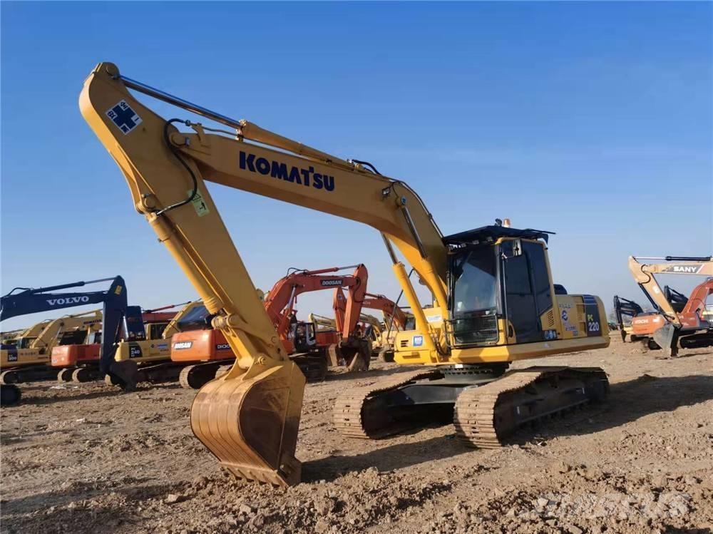 Komatsu PC 220-8 Pásové rýpadlá