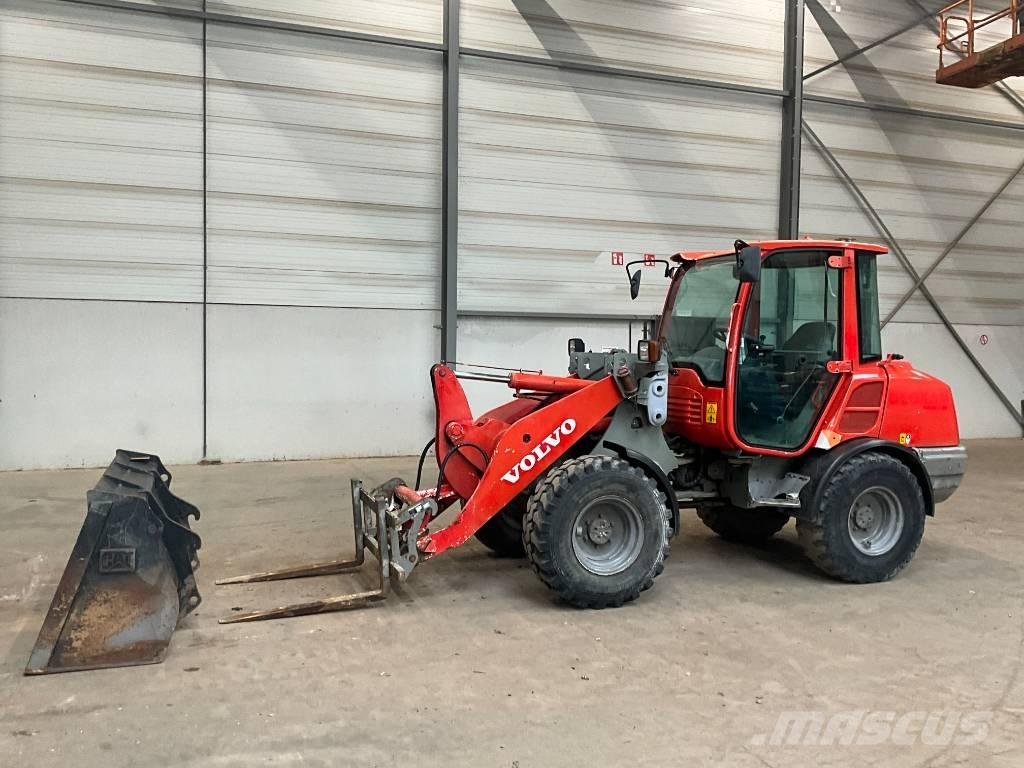 Volvo L 25 F Kolesové nakladače