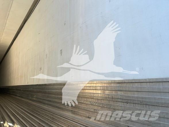 Utility 3000R Chladiarenské návesy