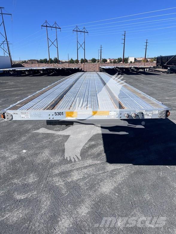 Utility 4000AE Valníkové návesy/Návesy sa sklápacím bočnicami