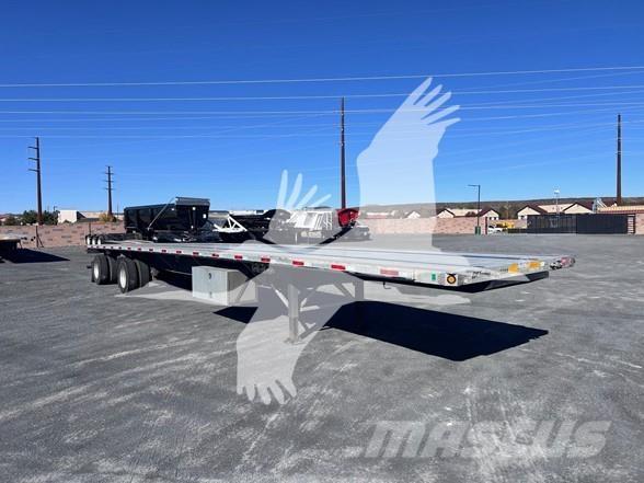 Utility 4000AE Valníkové návesy/Návesy sa sklápacím bočnicami