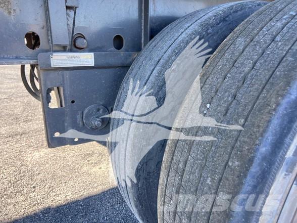 Utility 4000AE Valníkové návesy/Návesy sa sklápacím bočnicami