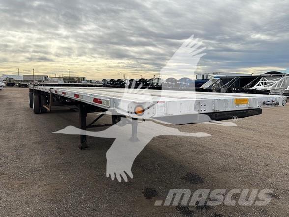 Utility 4000AE Valníkové návesy/Návesy sa sklápacím bočnicami