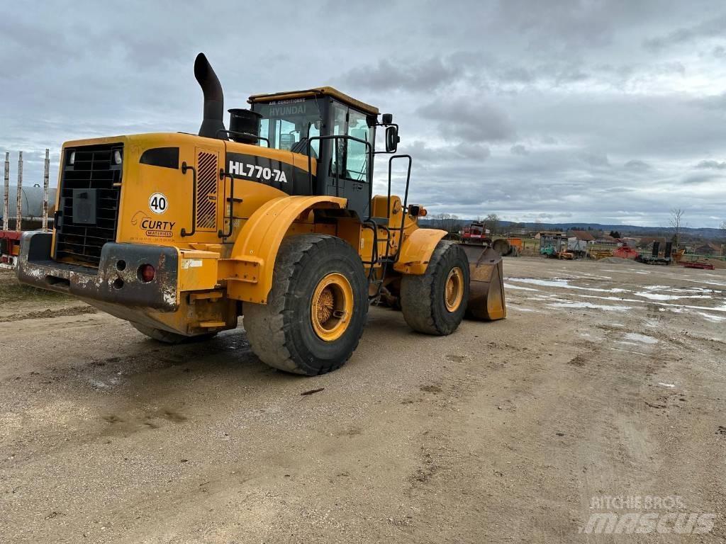 Hyundai HL770-7A Kolesové nakladače