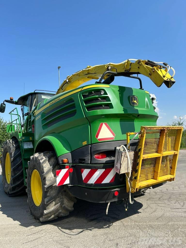 John Deere 8300i Samochodné kosačky