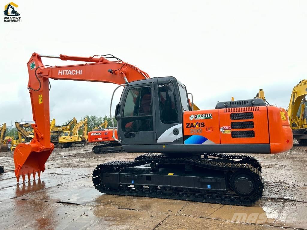 Hitachi 200 Midi rýpadlá 7 t - 12 t