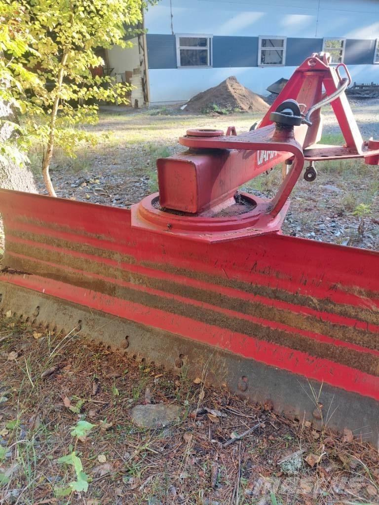 Vama 250 JH 1 Ťahané radlice