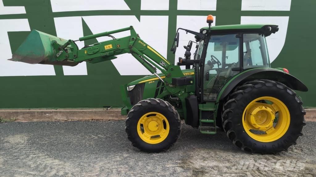 John Deere 5115R Traktory