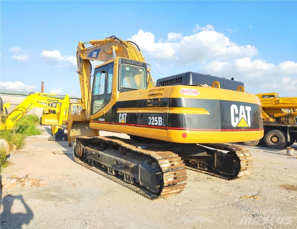 CAT 325 B L Pásové rýpadlá