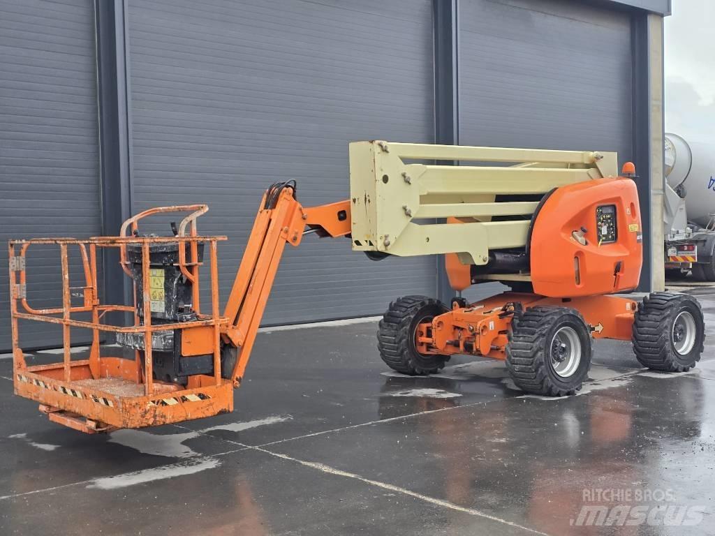JLG 450 AJ II Kĺbové plošiny