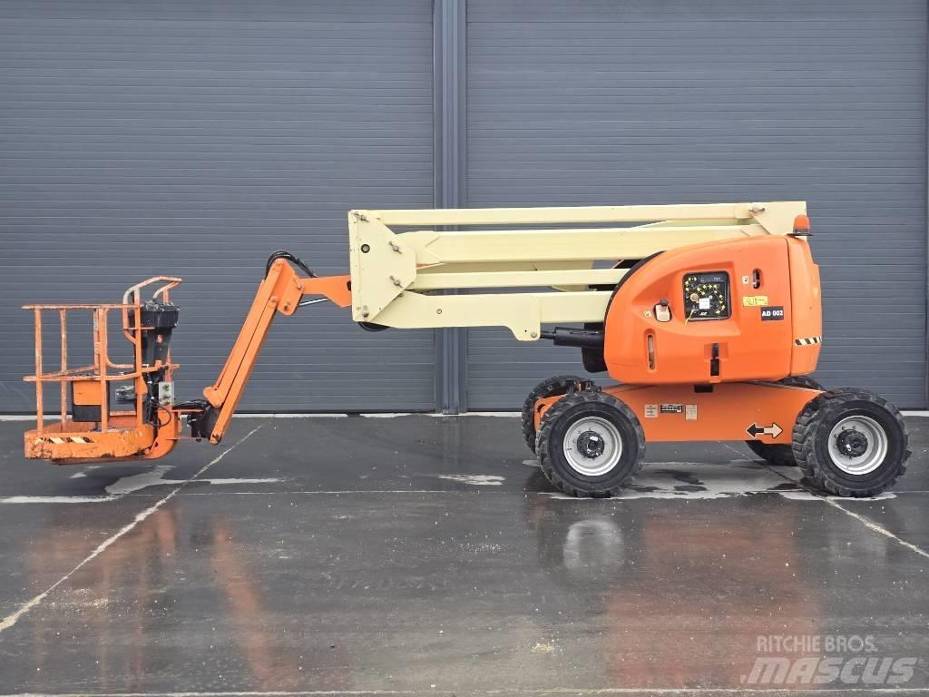 JLG 450 AJ II Kĺbové plošiny