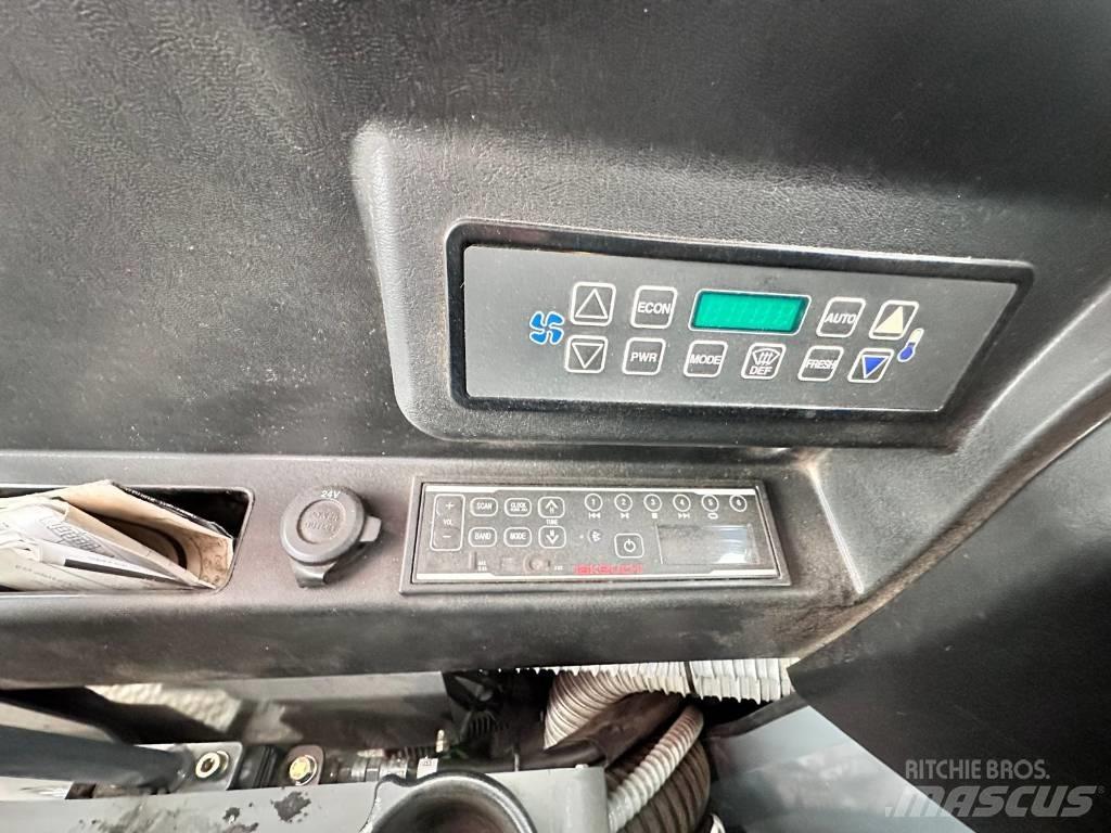 Takeuchi TB2150c Pásové rýpadlá