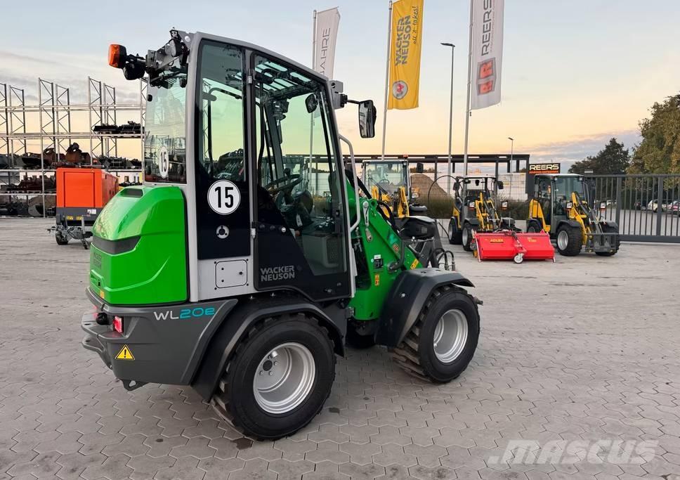 Wacker Neuson WL 20e Kolesové nakladače