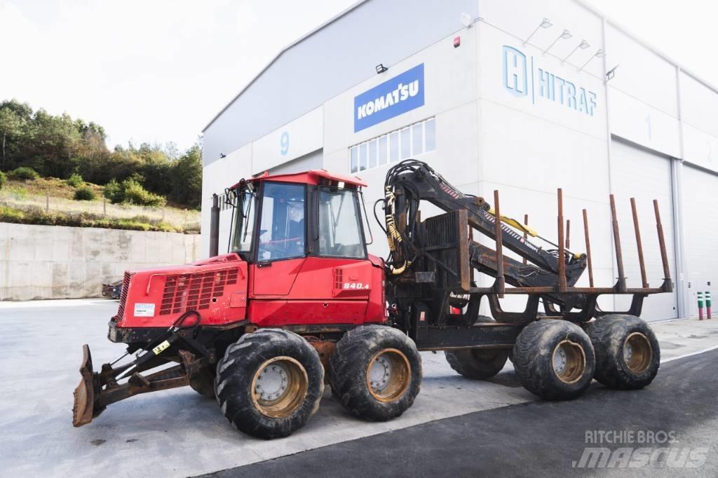 Komatsu 890.3 Lesné traktory