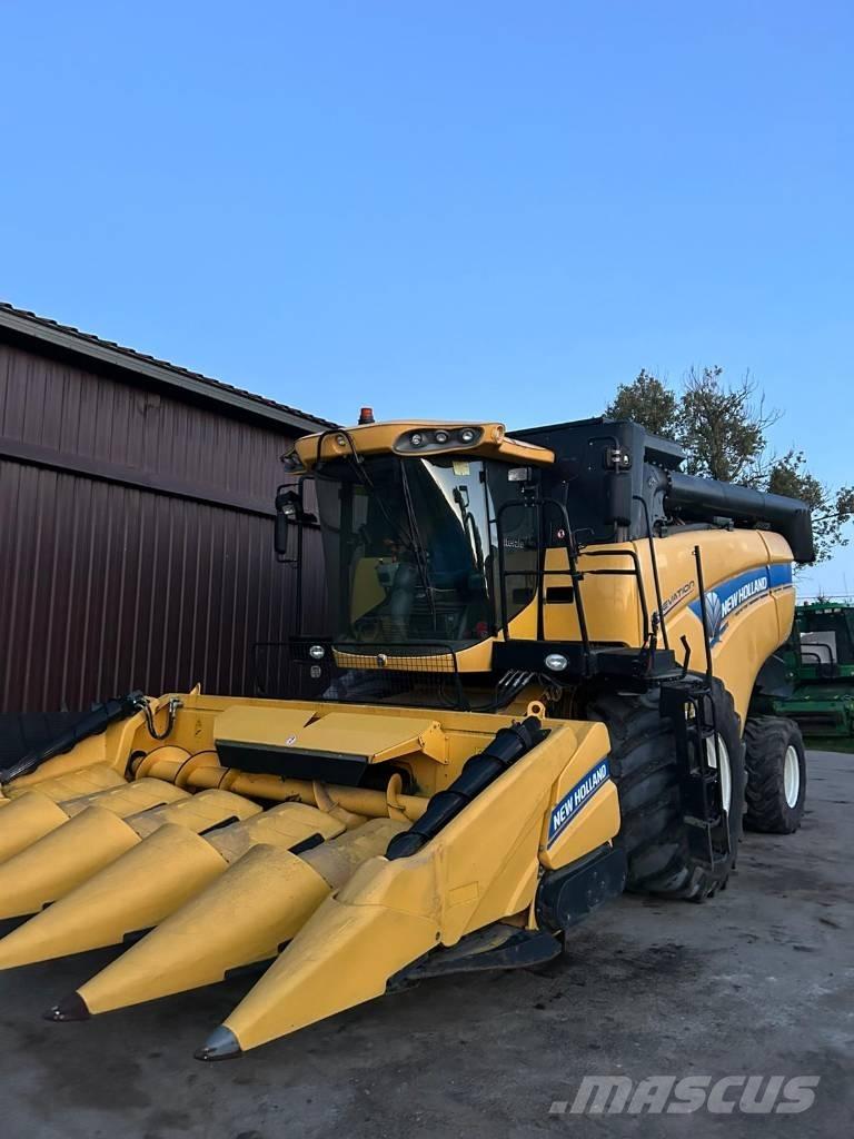 New Holland CX 5090 Kombinované zberacie stroje