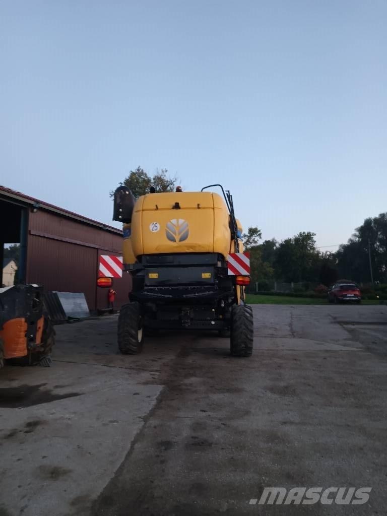 New Holland CX 5090 Kombinované zberacie stroje