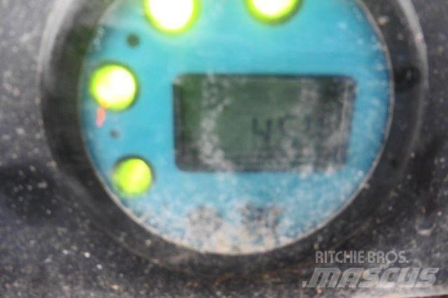 Haulotte Compact 8 Nožnicové zdvíhacie plošiny