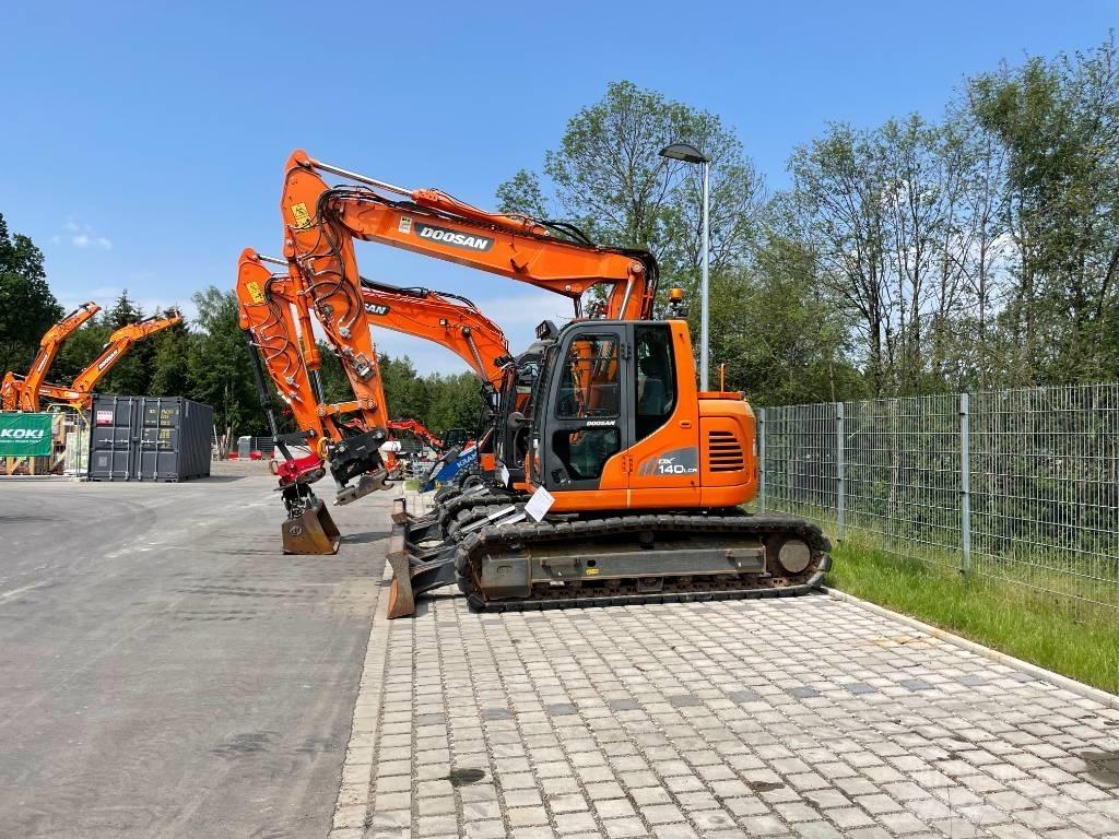 Doosan DX 140 LCR-3 Pásové rýpadlá