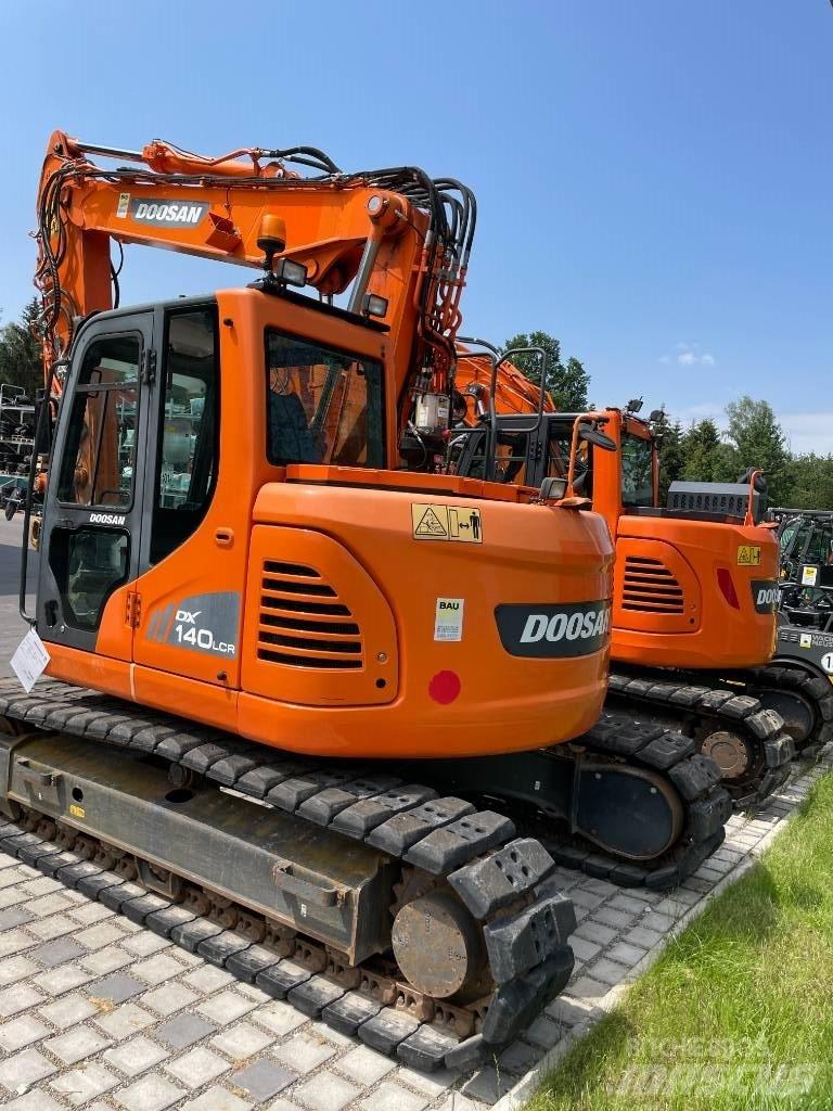Doosan DX 140 LCR-3 Pásové rýpadlá