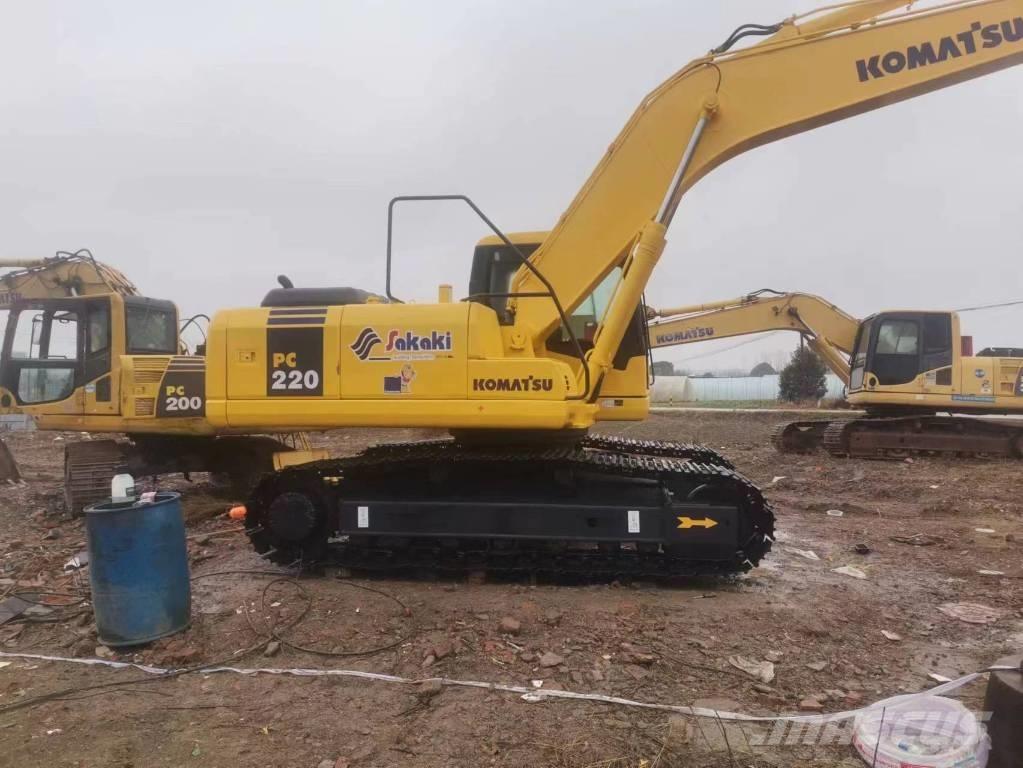 Komatsu pc220-7 Pásové rýpadlá