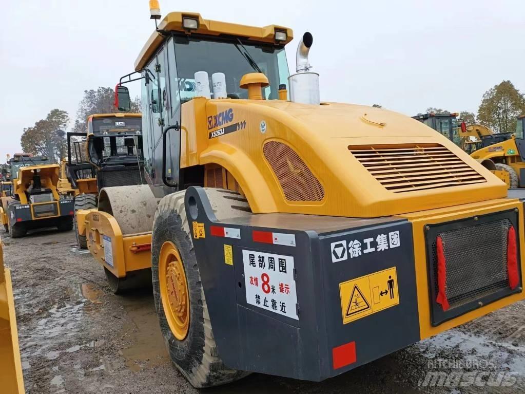 XCMG XC263J Ťahačové valce