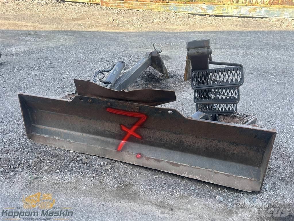 Valmet 890.2 Ďalšie komponenty