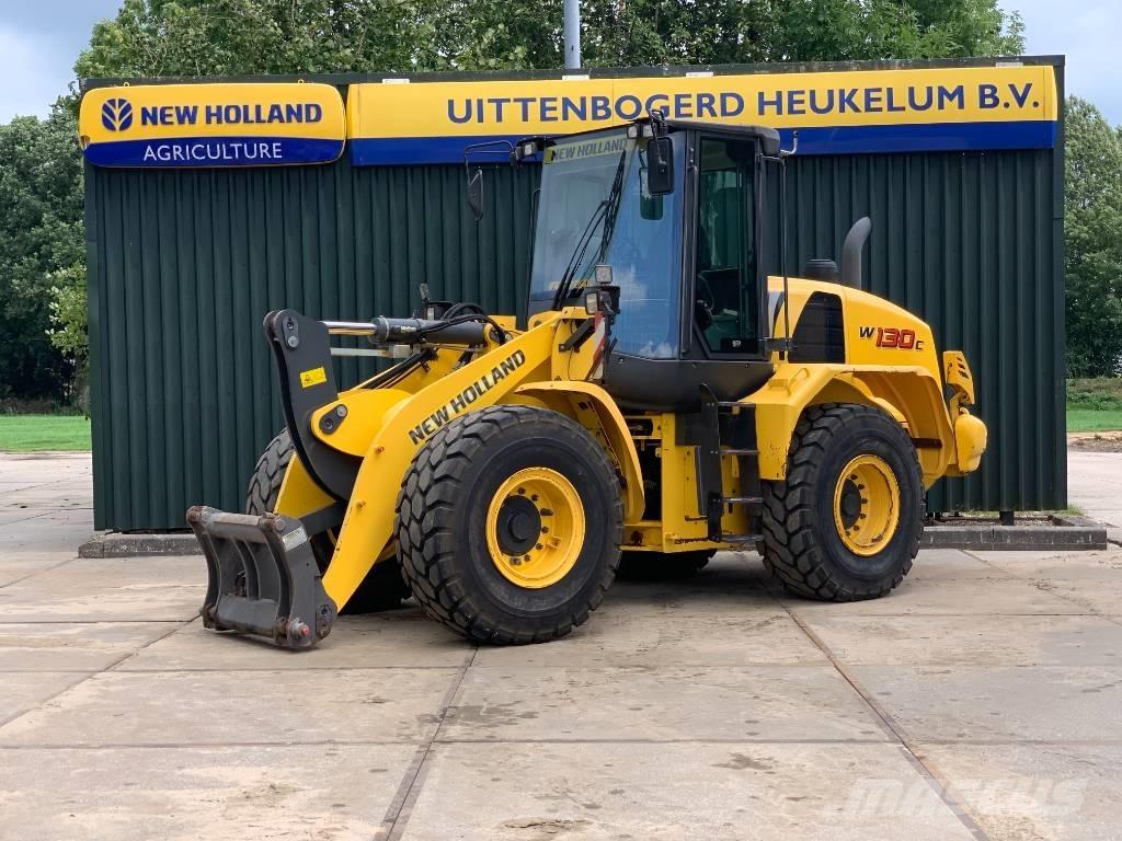 New Holland W 130 C Kolesové nakladače