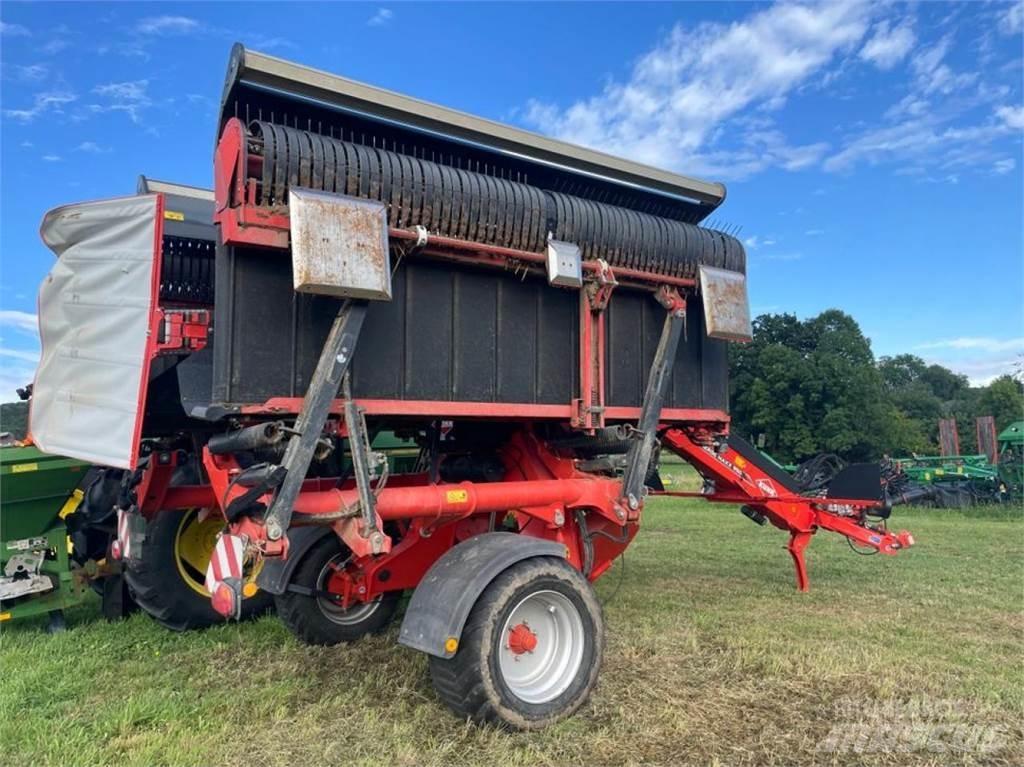 Kuhn MergeMaxx950 Riadkovače
