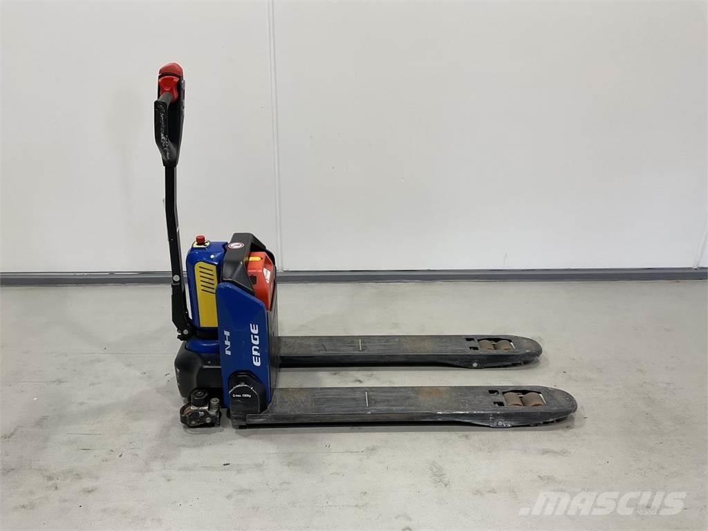 NH SKP1500E Nízkozdvižný vozík