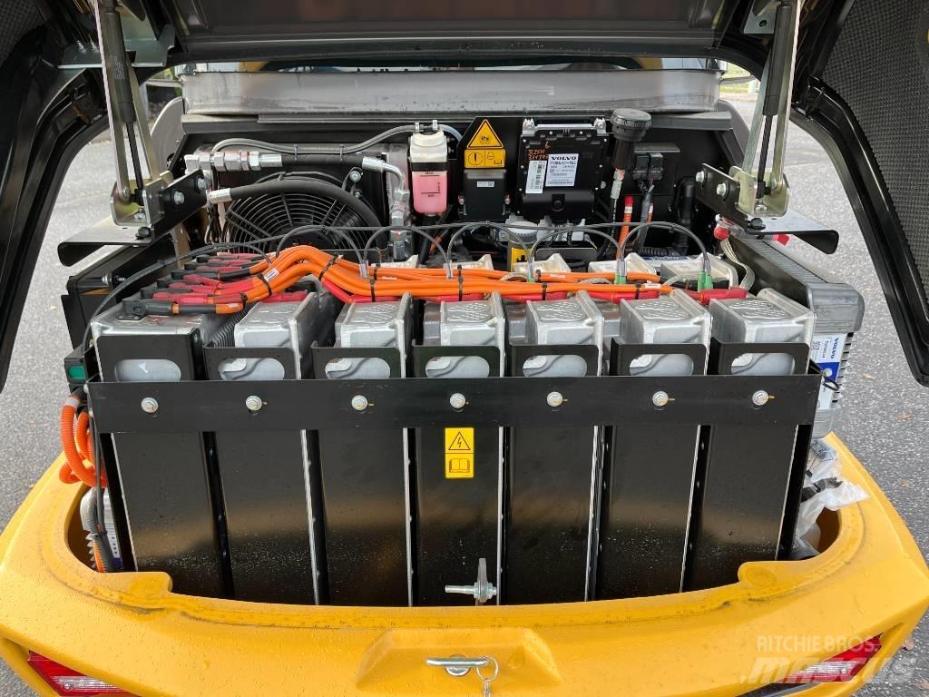 Volvo JL25H Elektro Šmykom riadené nakladače