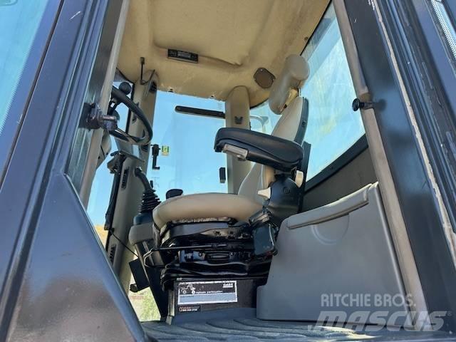 CASE 621 F XT Kolesové nakladače
