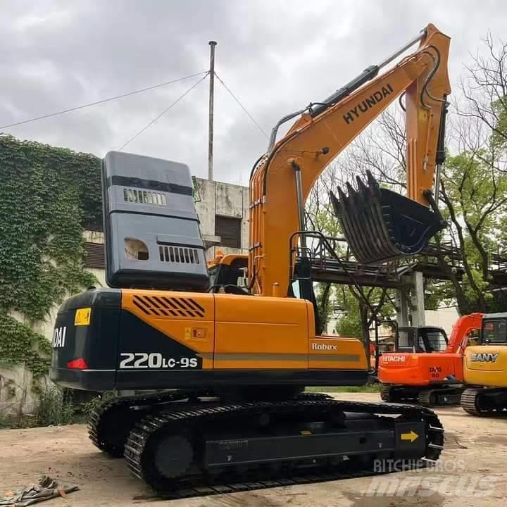 Hyundai R220LC-9S Pásové rýpadlá