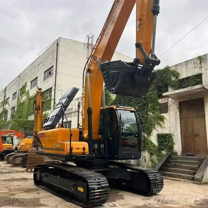 Hyundai R220LC-9S Pásové rýpadlá
