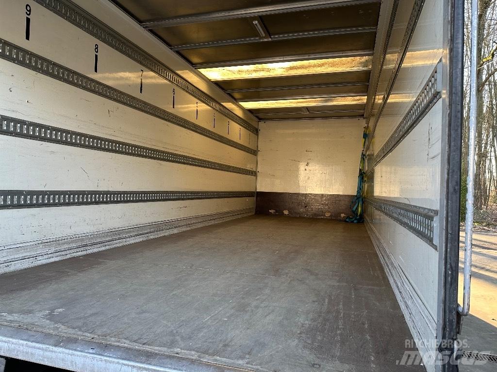 DAF LF 12.220 Skriňová nadstavba