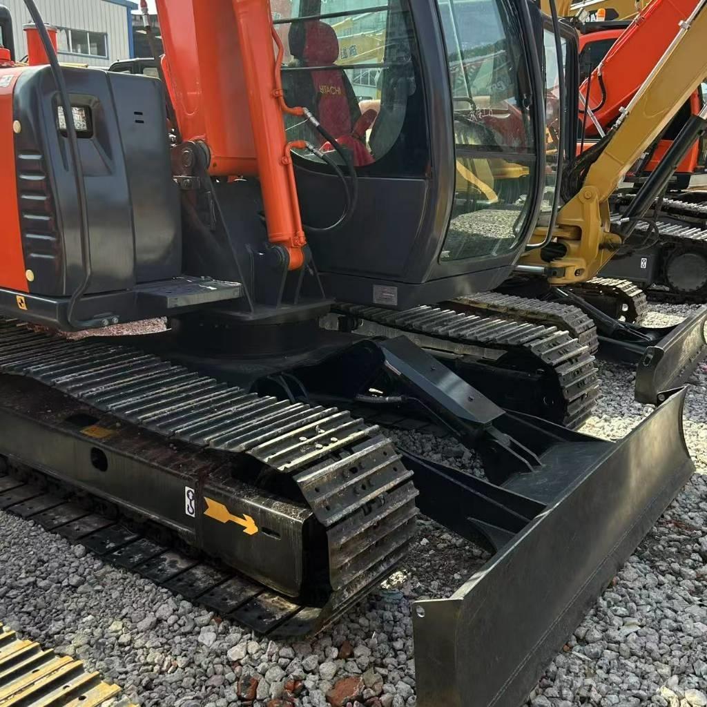 Hitachi ZX 70 Pásové rýpadlá