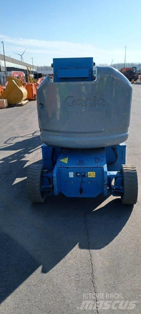 GENIE Z-40/23N RJ Kĺbové plošiny