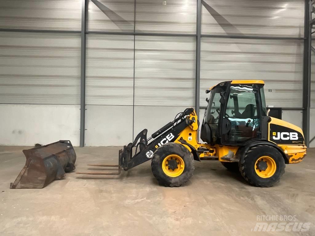JCB 406 B Kolesové nakladače