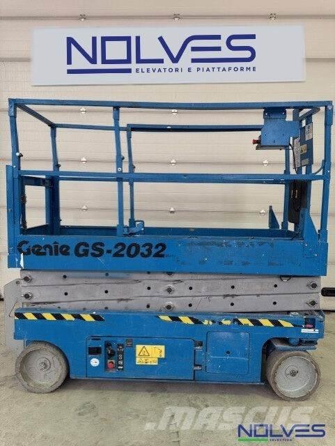 Genie GS2032 Nožnicové zdvíhacie plošiny