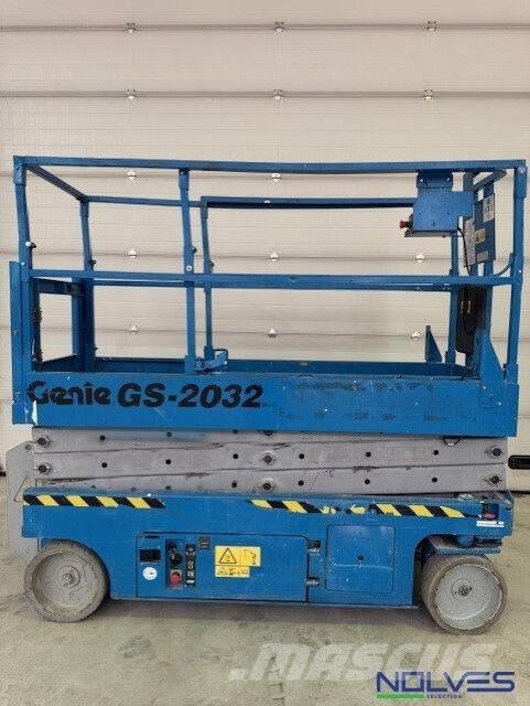 Genie GS2032 Nožnicové zdvíhacie plošiny
