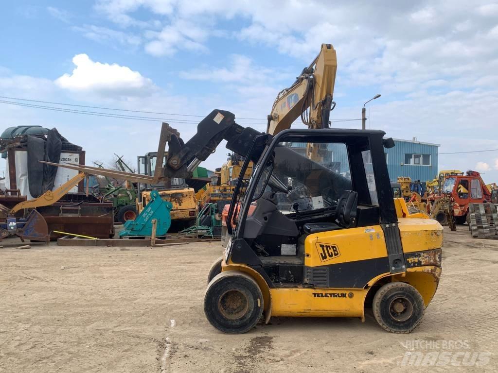 JCB TLT 30 D Teleskopické manipulátory