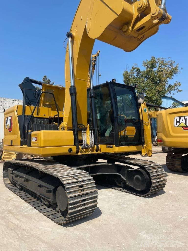 CAT 320 GC Kolesové rýpadlá